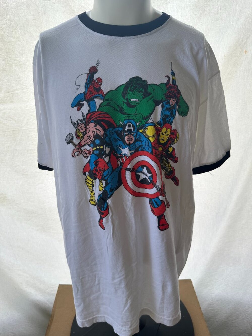 Marvel Avengers Captain America Iron Man Hulk Men's White T Shirt Size XL
